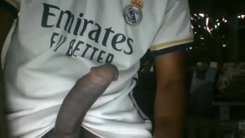 Snapshot of python974 chatting on 02/04/25, 01:45 Python online show from 02/04/25, 01:45