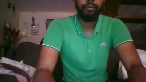 Snapshot of python974 chatting on 09/09/25, 01:38 Python online show from 09/09/25, 01:38