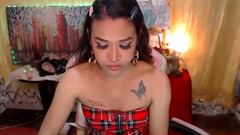 Snapshot of pythoncock4u chatting on 03/20/26, 06:02 Queen Agatha online show from 03/20/26, 06:02