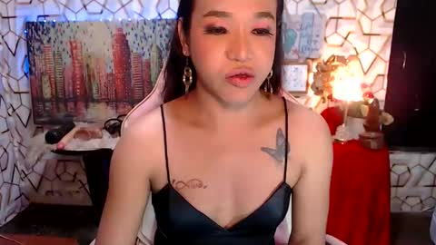 Queen Agatha online show from 04/29/26, 04:11