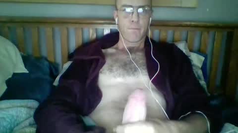 Snapshot of q2phq2ph chatting on 09/14/25, 04:50 q2phq2ph online show from 09/14/25, 04:50