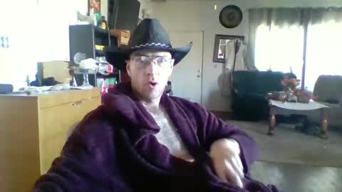 Snapshot of q2phq2ph chatting on 10/18/25, 07:14 q2phq2ph online show from 10/18/25, 07:14