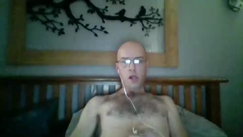 q2phq2ph online show from 11/22/25, 10:09