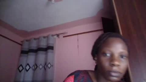 Snapshot of q_pretty chatting on 07/22/26, 08:39 Ivy a little girl full of dreams....be my best online show from 07/22/26, 08:39