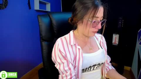 Snapshot of qadesh_boix chatting on 12/31/24, 06:02 qadesh_boix online show from 12/31/24, 06:02