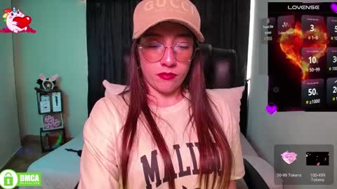 Snapshot of qadesh_boix chatting on 10/21/25, 05:57 qadesh_boix online show from 10/21/25, 05:57