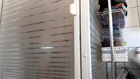 Snapshot of qm0722 chatting on 09/28/25, 02:55 qm0722 online show from 09/28/25, 02:55