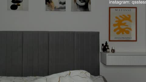 Snapshot of qsstess chatting on 01/05/25, 06:02 Ana online show from 01/05/25, 06:02