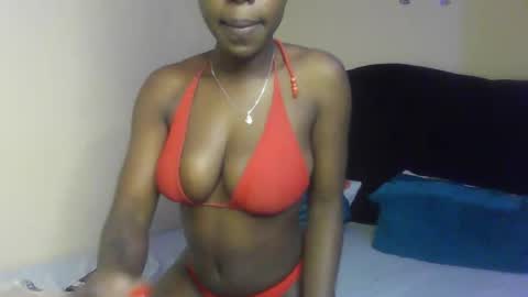 queen2034 online show from 03/22/26, 08:12