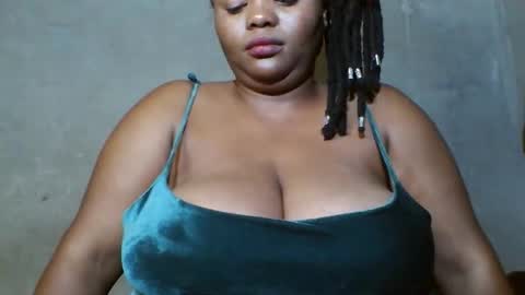 queen2302 online show from 04/06/26, 09:49