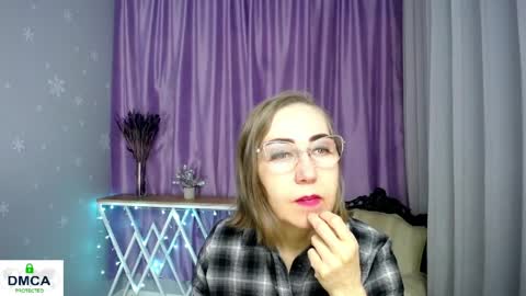 Snapshot of queen_a_n_i chatting on 04/22/26, 11:23 A N I Ill be here on December 1st online show from 04/22/26, 11:23