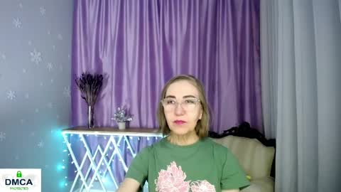 Snapshot of queen_a_n_i chatting on 05/04/26, 08:43 A N I Ill be here on December 1st online show from 05/04/26, 08:43