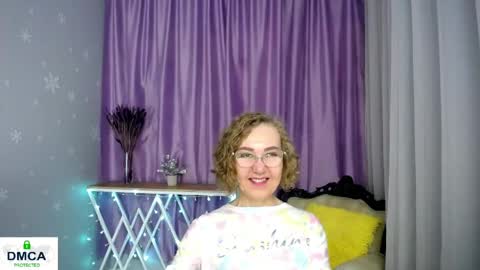 Snapshot of queen_a_n_i chatting on 05/23/26, 07:56 A N I Ill be here on December 1st online show from 05/23/26, 07:56