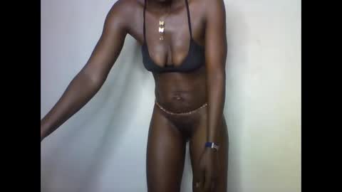 Snapshot of queen_abito chatting on 02/04/25, 08:02 queen_abito online show from 02/04/25, 08:02