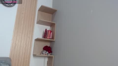 Snapshot of queen_adhara chatting on 03/27/26, 12:38 ANTONELLA online show from 03/27/26, 12:38