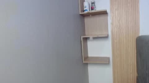 Snapshot of queen_adhara chatting on 04/07/26, 12:27 ANTONELLA online show from 04/07/26, 12:27