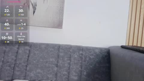 Snapshot of queen_adhara chatting on 04/25/26, 01:41 ANTONELLA online show from 04/25/26, 01:41