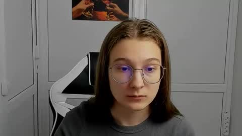 Amelie online show from 04/02/26, 07:06