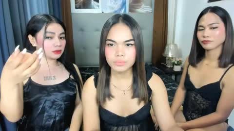 Snapshot of queen_arnie4utsxxx chatting on 04/13/26, 02:22 Arnie online show from 04/13/26, 02:22