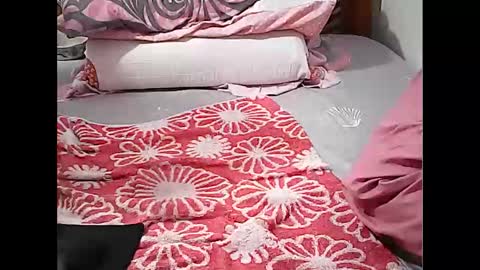 queen_ava05 online show from 01/10/26, 09:11