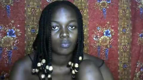 Snapshot of queen_banice chatting on 10/20/25, 06:41 queen_banice online show from 10/20/25, 06:41