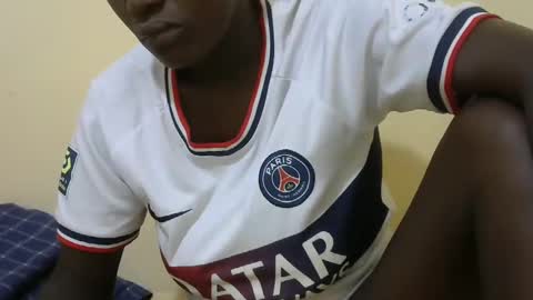 Snapshot of queen_berry1 chatting on 02/24/25, 03:55 queen_berry1 online show from 02/24/25, 03:55