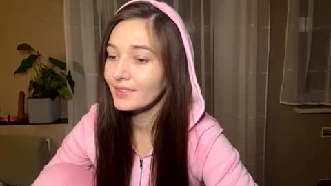 Snapshot of queen_chatur chatting on 02/08/26, 07:39 Viktoria online show from 02/08/26, 07:39