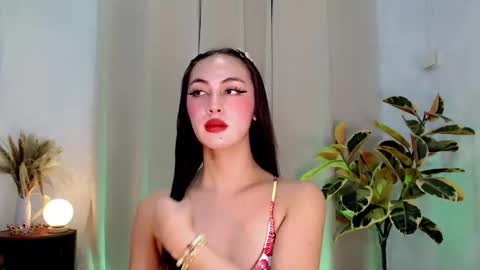 queen_danaya online show from 04/06/26, 01:03