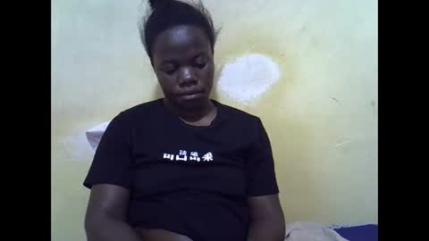 Snapshot of queen_darling3 chatting on 03/12/26, 08:37 Gentrix online show from 03/12/26, 08:37