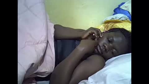 Snapshot of queen_darling3 chatting on 03/28/26, 09:47 Gentrix online show from 03/28/26, 09:47