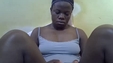 Snapshot of queen_darling3 chatting on 04/21/26, 05:58 Gentrix online show from 04/21/26, 05:58