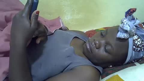 Snapshot of queen_darling3 chatting on 04/28/26, 11:21 Gentrix online show from 04/28/26, 11:21