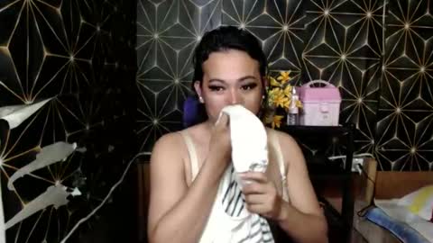 Snapshot of queen_ennah chatting on 01/19/25, 11:34 queen_ennah online show from 01/19/25, 11:34