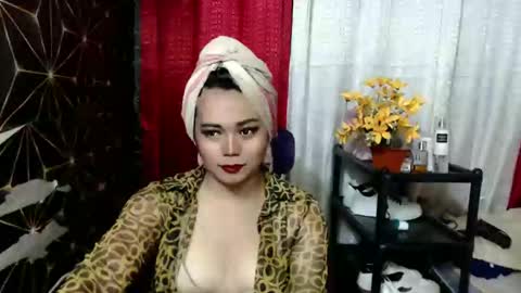 Snapshot of queen_ennah chatting on 01/21/25, 06:43 queen_ennah online show from 01/21/25, 06:43