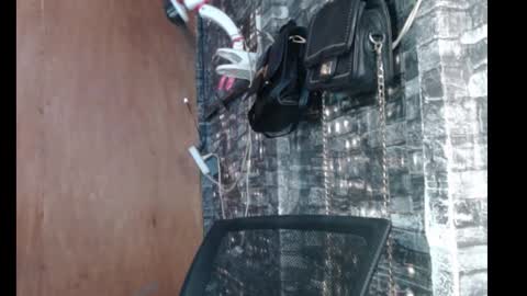 Angel online show from 12/19/25, 05:25