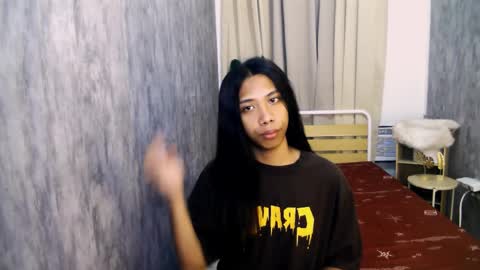 queen_gia online show from 04/07/26, 06:41