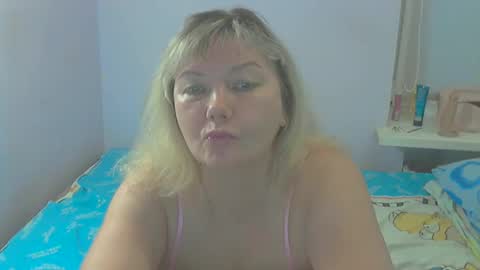 queen_jane8 online show from 09/15/25, 02:06
