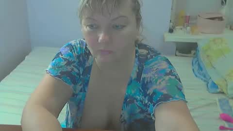 queen_jane8 online show from 10/12/25, 12:04