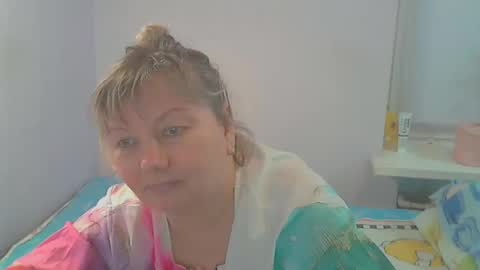 Snapshot of queen_jane8 chatting on 11/23/25, 12:49 queen_jane8 online show from 11/23/25, 12:49