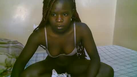 Snapshot of queen_latasha chatting on 03/08/26, 03:05 queen_latasha online show from 03/08/26, 03:05