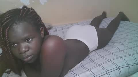 Snapshot of queen_latasha chatting on 03/23/26, 07:12 queen_latasha online show from 03/23/26, 07:12