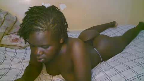 Snapshot of queen_latasha chatting on 04/07/26, 02:50 queen_latasha online show from 04/07/26, 02:50