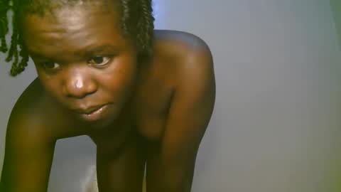 Snapshot of queen_latasha chatting on 04/15/26, 07:58 queen_latasha online show from 04/15/26, 07:58