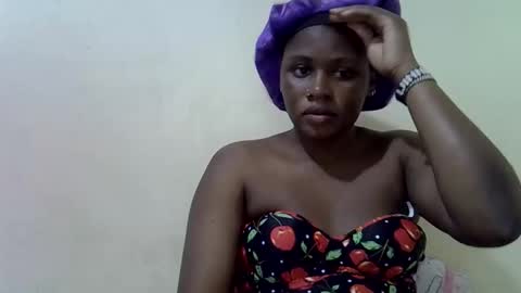 queen_leilla online show from 05/05/26, 03:53