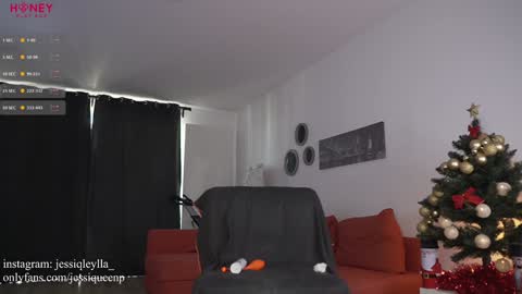 Snapshot of queen_leylla chatting on 01/07/25, 09:07 queen_leylla online show from 01/07/25, 09:07