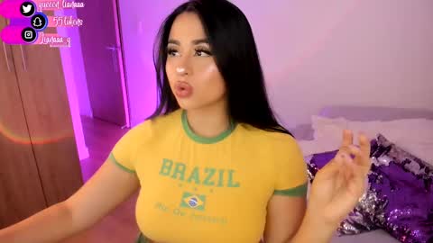 Snapshot of queen_liana chatting on 03/12/25, 05:13 Liana  online show from 03/12/25, 05:13