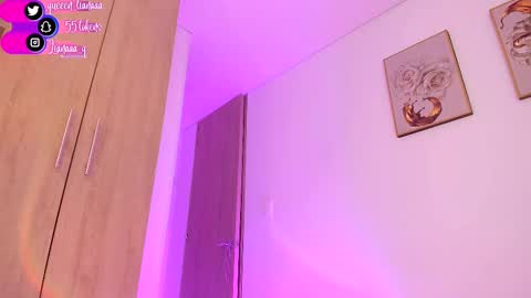 Snapshot of queen_liana chatting on 03/12/25, 08:19 Liana  online show from 03/12/25, 08:19