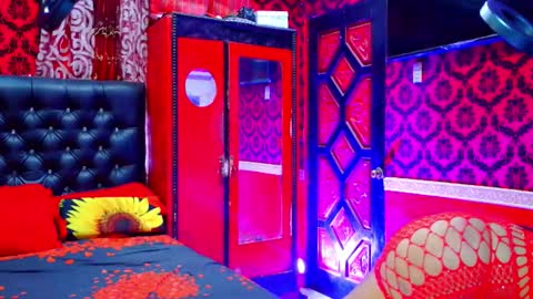 Lily online show from 02/27/26, 10:43