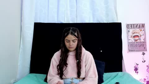 Snapshot of queen_misy chatting on 04/01/26, 08:28 queen_misy online show from 04/01/26, 08:28