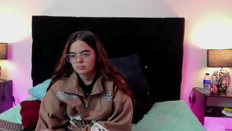 Snapshot of queen_misy chatting on 05/21/26, 09:33 queen_misy online show from 05/21/26, 09:33